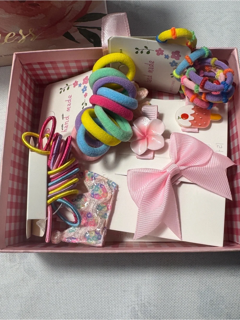 Girls Hair Accessories 50 Piece Set Hair Clips Bows Elastic Ties Floral Gift Box